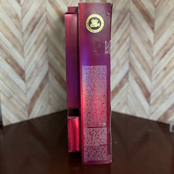 NIB Rainbow High Coco Vanderbalt - Picture 8 of 8